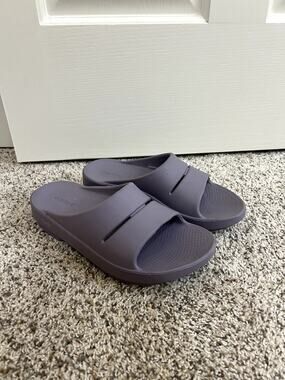 Oofos OOahh Slide Sandals M5/W7